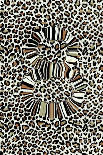 426228-原创几何数字8纹理与豹纹定位华亿平台可