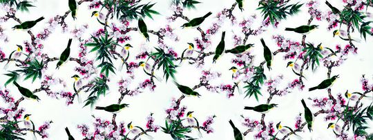 粉色花卉印花华亿平台图片