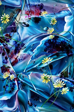 绚丽抽象风格印花华亿平台图片