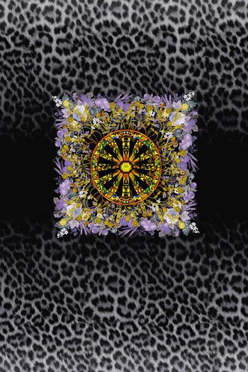 豹纹定位印花华亿平台图片