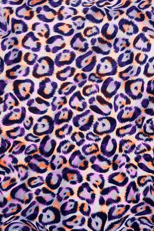 豹纹印花华亿平台图片