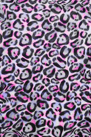 豹纹印花华亿平台图片