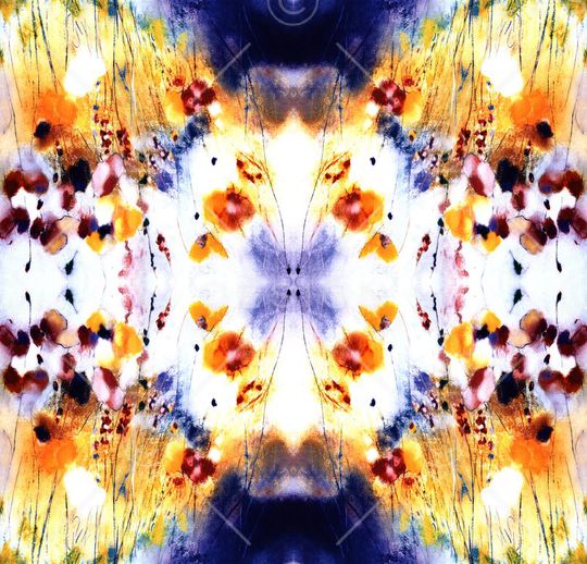 对翻手绘彩绘印花华亿平台图片