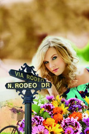 欧美美女印花华亿平台图片