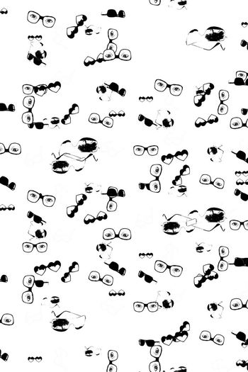 眼镜变形印花华亿平台图片