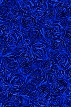 红色印花华亿平台图片