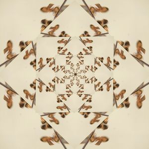 方形印花华亿平台图片