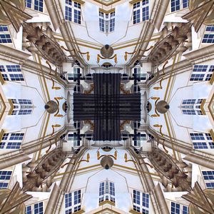 对称印花华亿平台图片