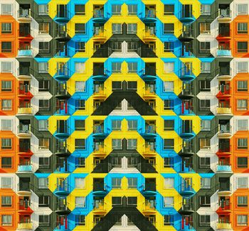 486438-复古条纹刷窗户华亿平台