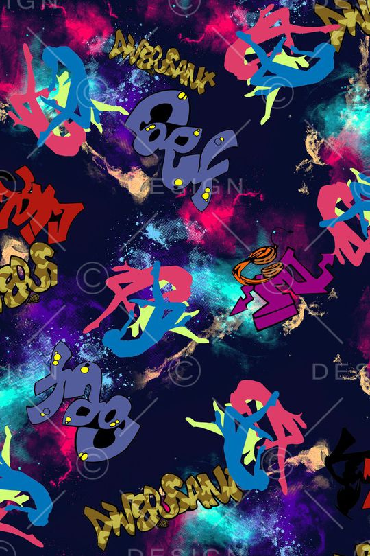 街头人物印花华亿平台图片