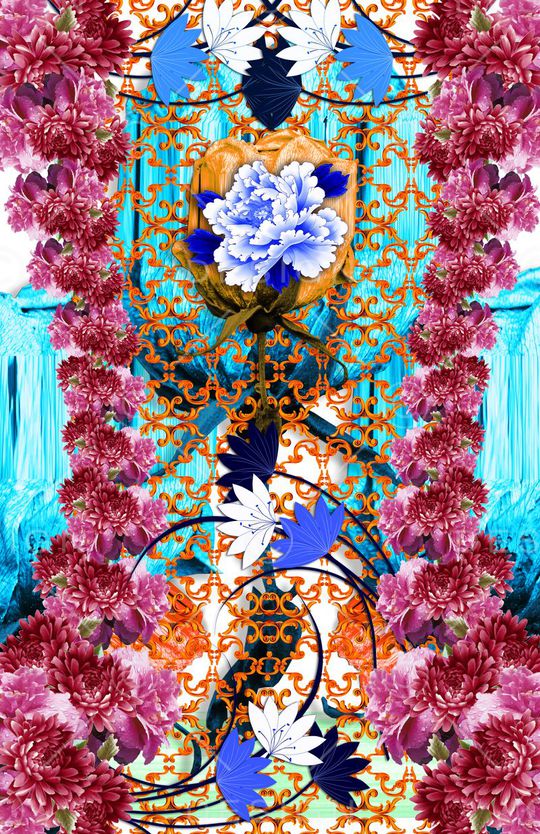 大朵花卉印花华亿平台图片