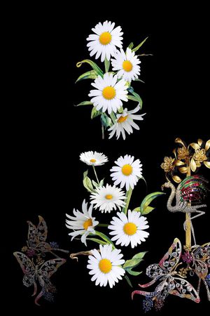 白色太阳花印花华亿平台图片