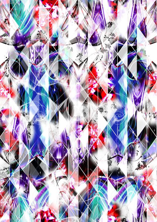 几何印花华亿平台图片