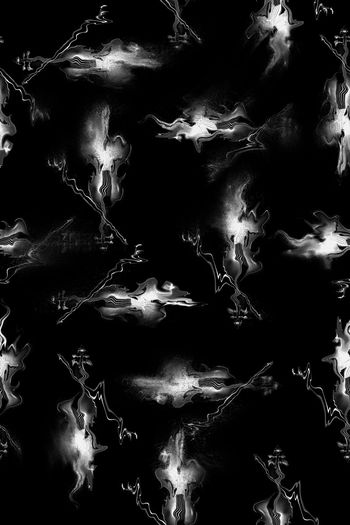 545785-手绘小提琴融化时尚面料