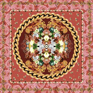 女士大牌方巾印花华亿平台图片