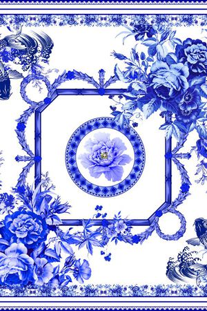 女士典雅方巾印花华亿平台图片