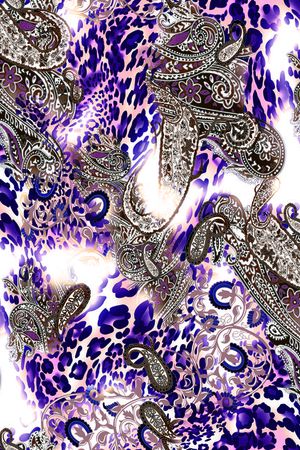 豹纹印花华亿平台图片