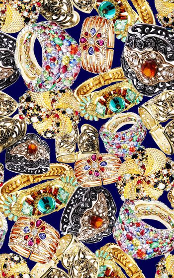 563819-香水珠宝手镯华亿平台