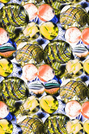 573158-炫彩空间几何图形色彩艺术分形艺术女