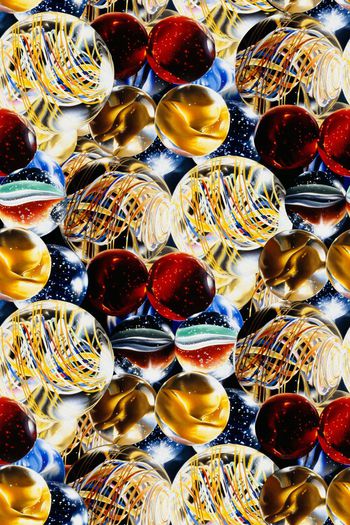 573160-炫彩空间几何图形色彩艺术分形艺术女