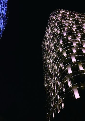 具象印花华亿平台图片