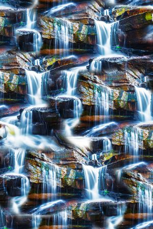 潮流时尚大牌印花华亿平台图片