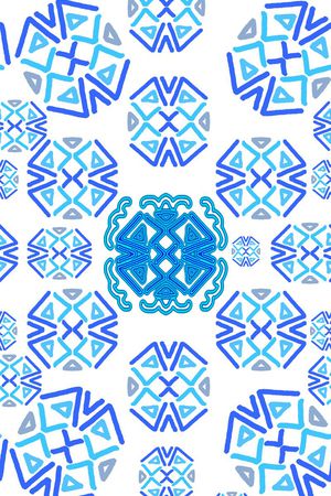 几何线条印花华亿平台图片