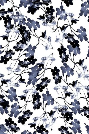 黑底印花华亿平台图片