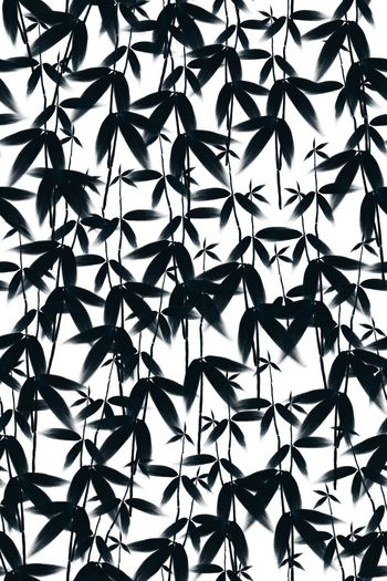 600210-手绘复古竹叶植物风男女同款面料-墨