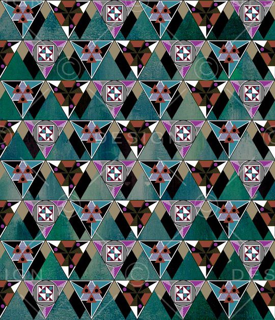 三角形印花华亿平台图片