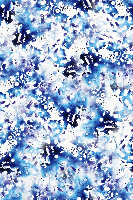 女装印花华亿平台图片