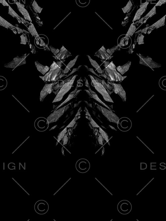 原创岩石肌理立体潮牌男装印花华亿平台图片