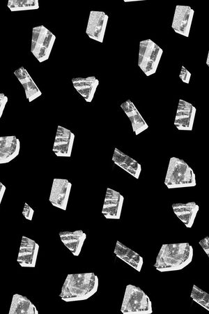 商务男装印花华亿平台图片