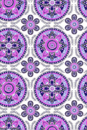 连衣裙印花华亿平台图片