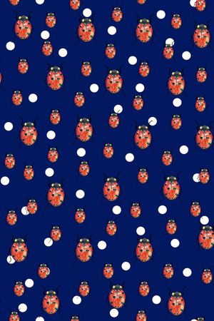 女装印花华亿平台图片