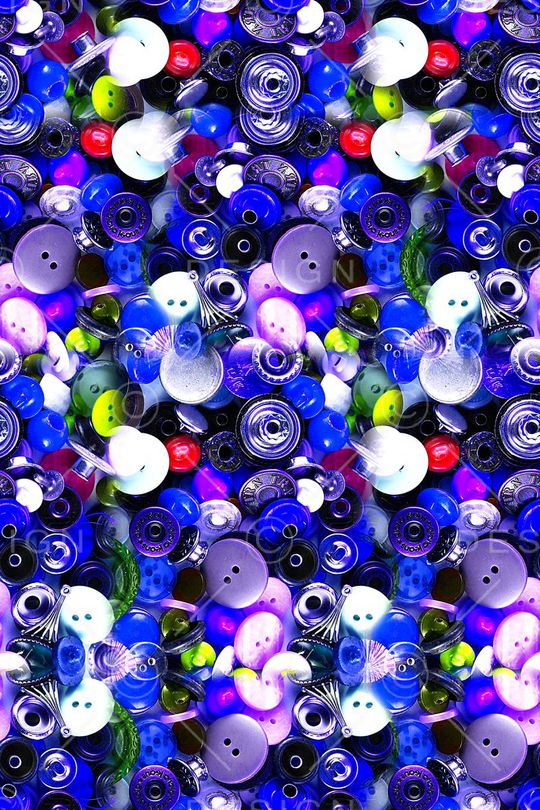 连衣裙印花华亿平台图片