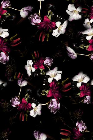 女装印花华亿平台图片