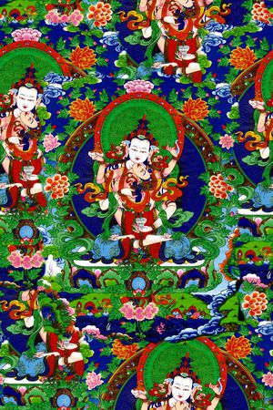 时尚女装印花华亿平台图片