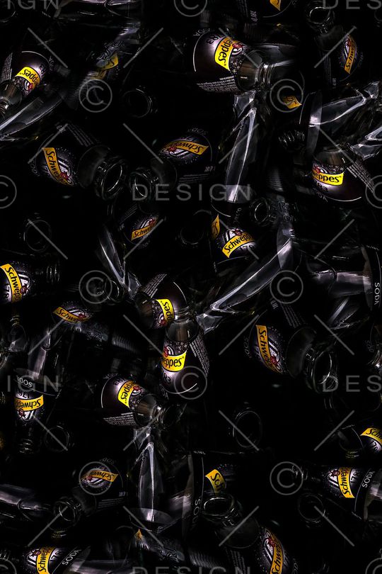 男装印花华亿平台图片