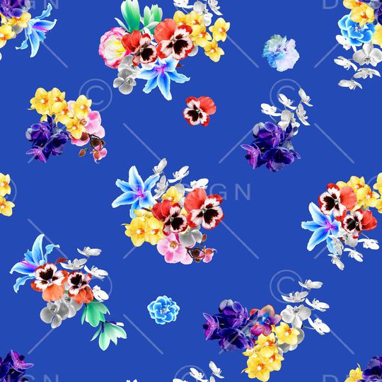 女装印花华亿平台图片