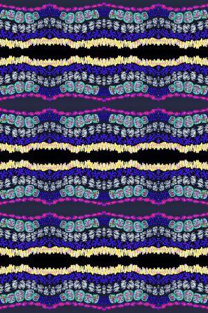 女装印花华亿平台图片