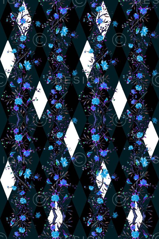 女装印花华亿平台图片