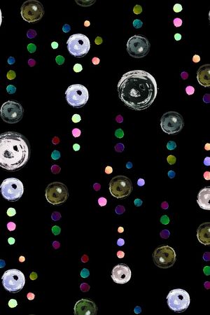 圆点印花华亿平台图片