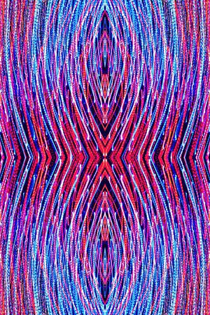 荧光线条印花华亿平台图片