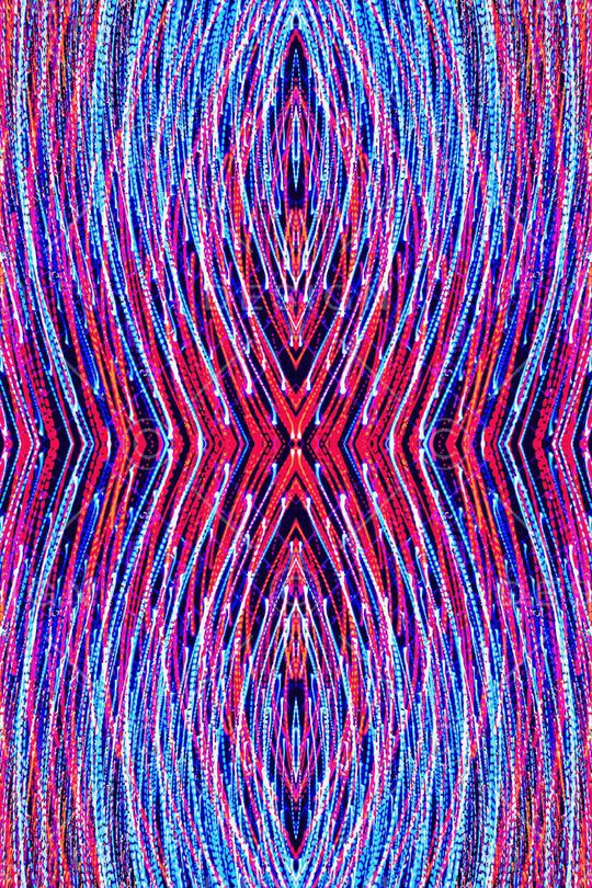 荧光线条印花华亿平台图片