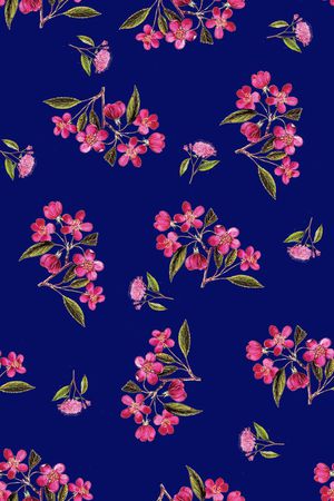 泳装印花华亿平台图片