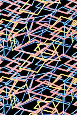 三角形印花华亿平台图片