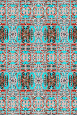 条纹混搭印花华亿平台图片