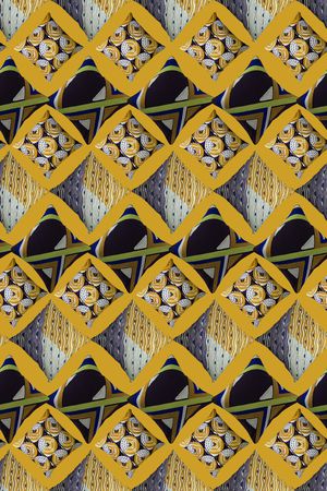 小方块印花华亿平台图片