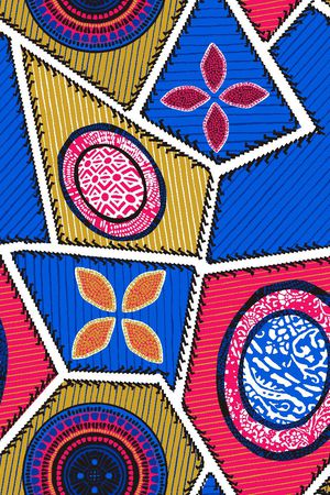 撞色色块大花印花华亿平台图片